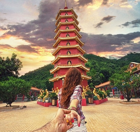 Tại[-]quảng[-]trường[-]Đỏ[-](Moscow,[-]Nga)